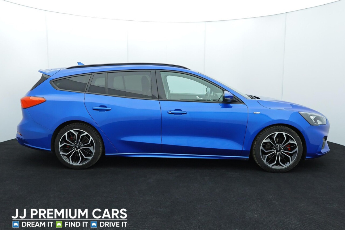 FORD FOCUS 1.0 ST-LINE X 5D 124 BHP DAB RADIO, BLUETOOTH, SAT NAV - 2020 - £9,500