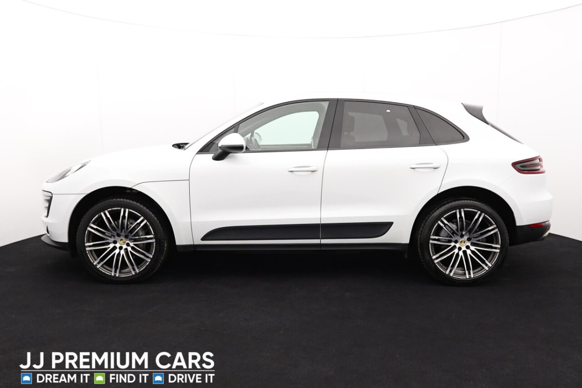 PORSCHE MACAN 3.0 D S PDK 5D 258 BHP 1 OWNER FROM NEW - 2016 - £22,000