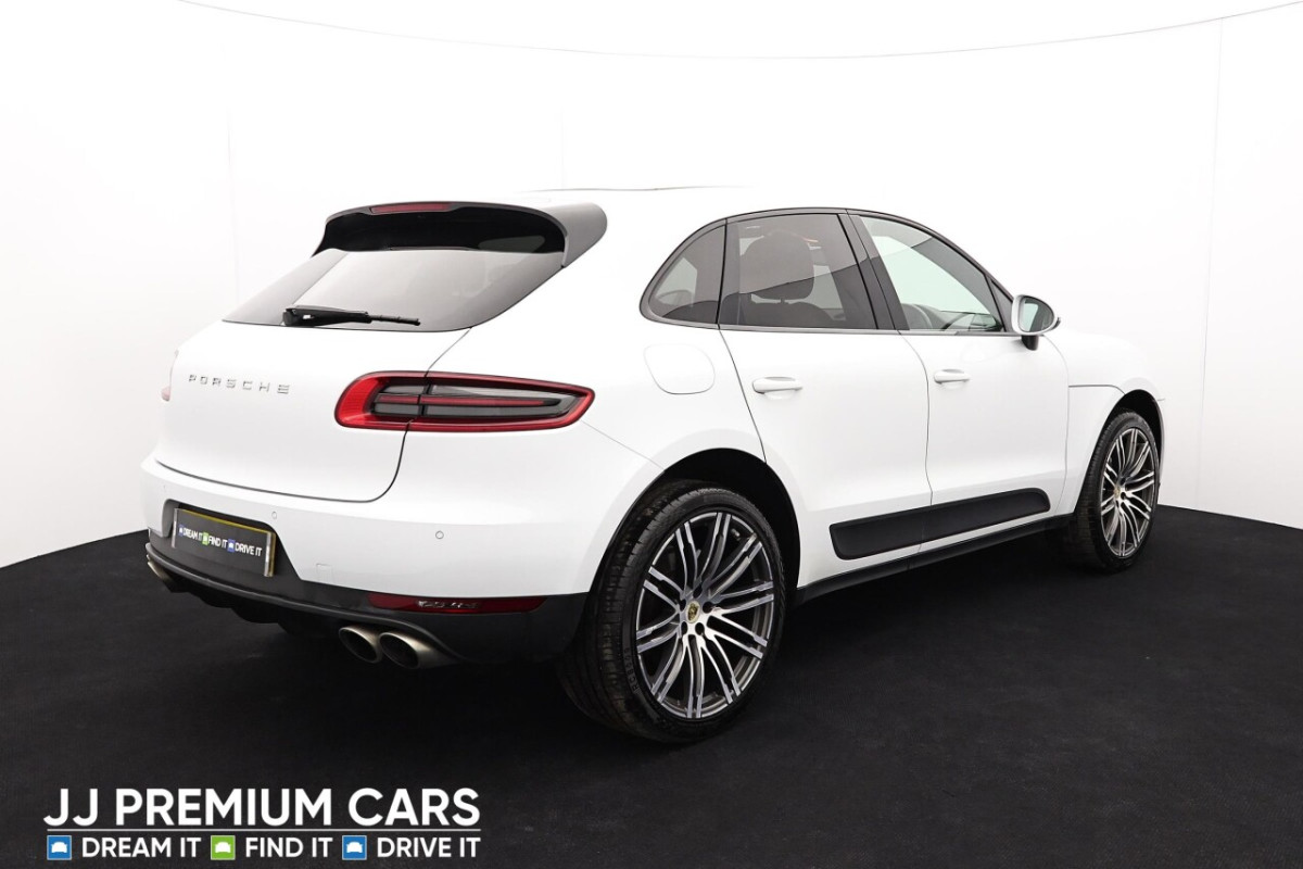 PORSCHE MACAN 3.0 D S PDK 5D 258 BHP 1 OWNER FROM NEW - 2016 - £22,000