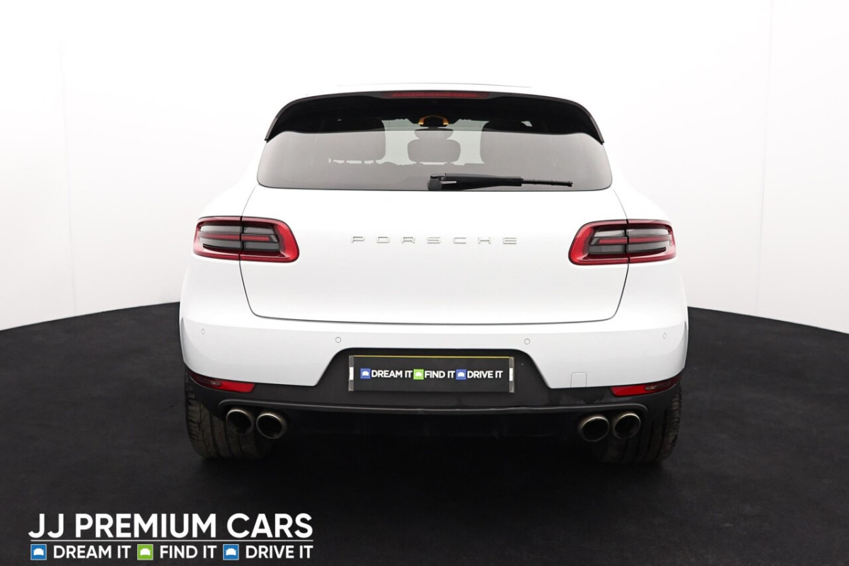 PORSCHE MACAN 3.0 D S PDK 5D 258 BHP 1 OWNER FROM NEW - 2016 - £22,000