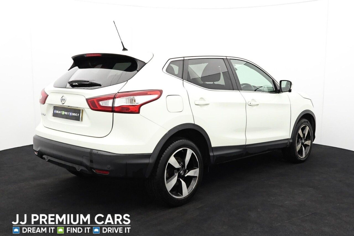 NISSAN QASHQAI 1.2 DIG-T N-TEC SUV 5DR PETROL MANUAL 2WD EURO 6 (S/S) (115 PS) BLUETOOTH C - 2015 - £7,500