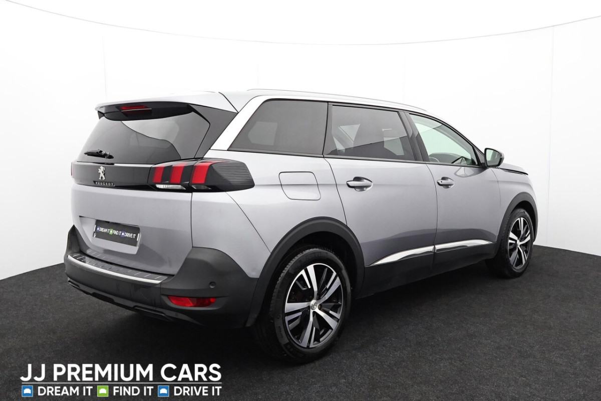 PEUGEOT 5008 1.2 PURETECH GPF ALLURE SUV 5DR PETROL EAT EURO 6 (S/S) (130 PS) - 2020 - £18,000