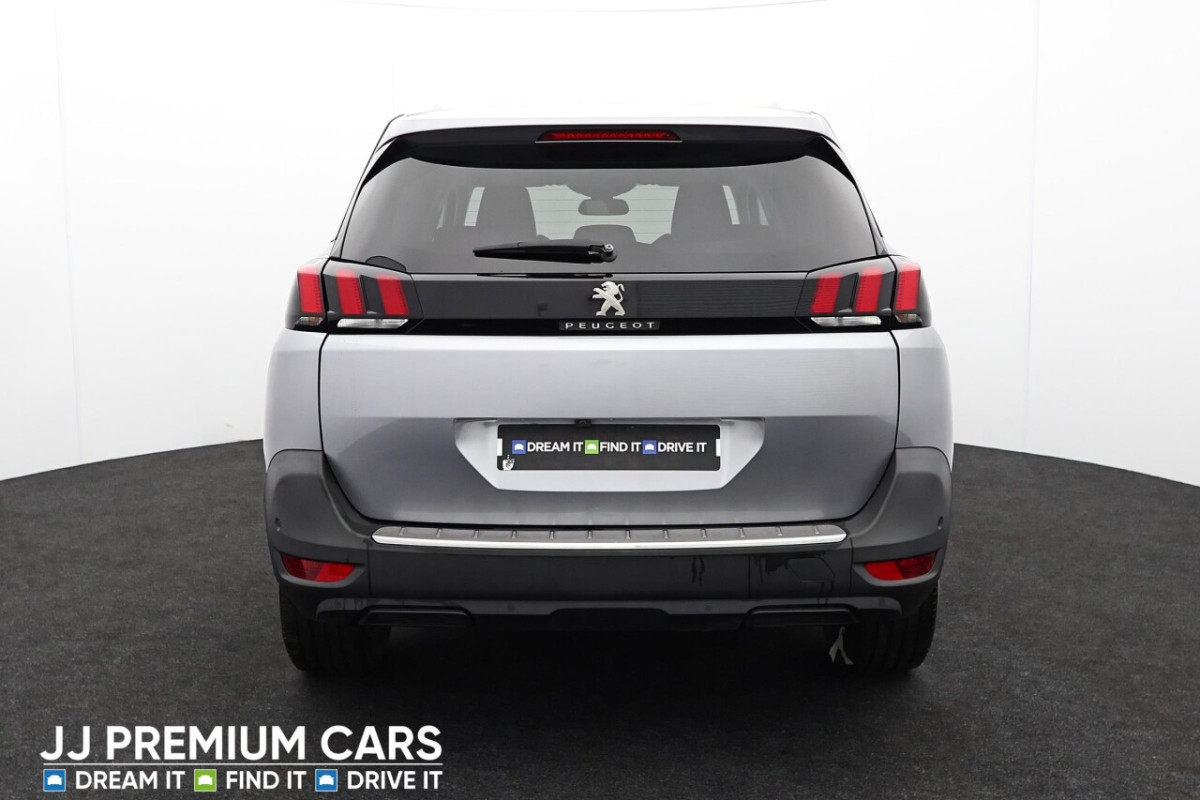 PEUGEOT 5008 1.2 PURETECH GPF ALLURE SUV 5DR PETROL EAT EURO 6 (S/S) (130 PS) - 2020 - £18,000