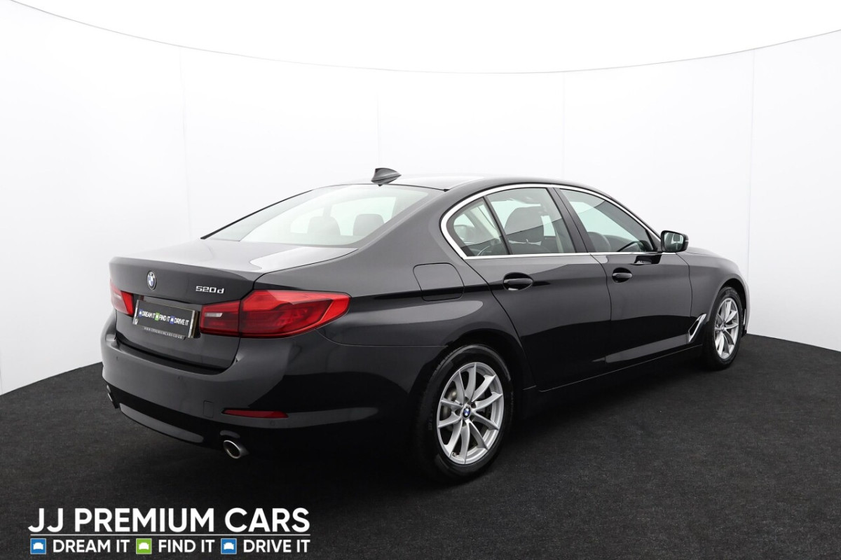 BMW 5 SERIES 2.0 520D SE SALOON 4DR DIESEL AUTO EURO 6 (S/S) (190 PS) EURO 6, F+R PARKIN - 2019 - £16,500