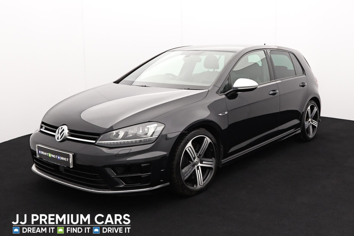 VOLKSWAGEN GOLF 2.0 R DSG 5D AUTO 298 BHP HEATED FRONT SEATS, BLUETOOTH, DAB - 2017 - £16,301