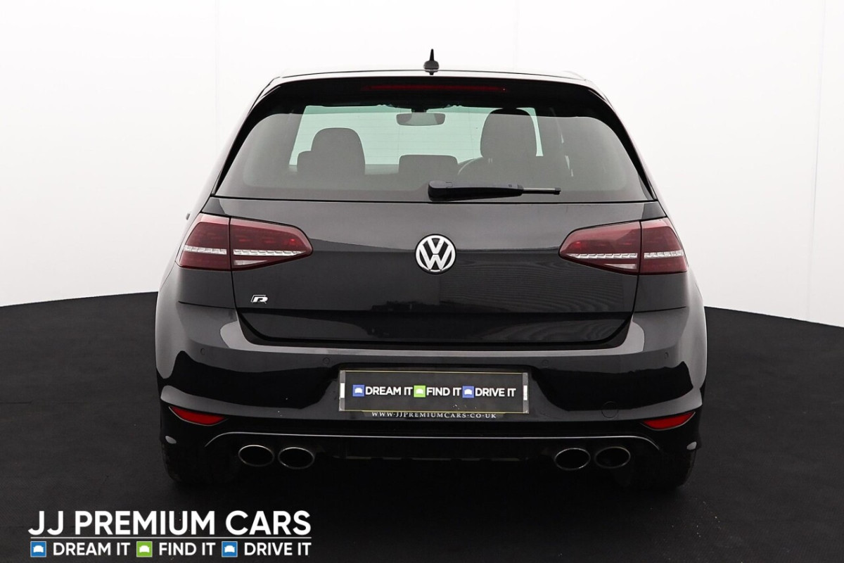 VOLKSWAGEN GOLF 2.0 R DSG 5D AUTO 298 BHP HEATED FRONT SEATS, BLUETOOTH, DAB - 2017 - £16,301