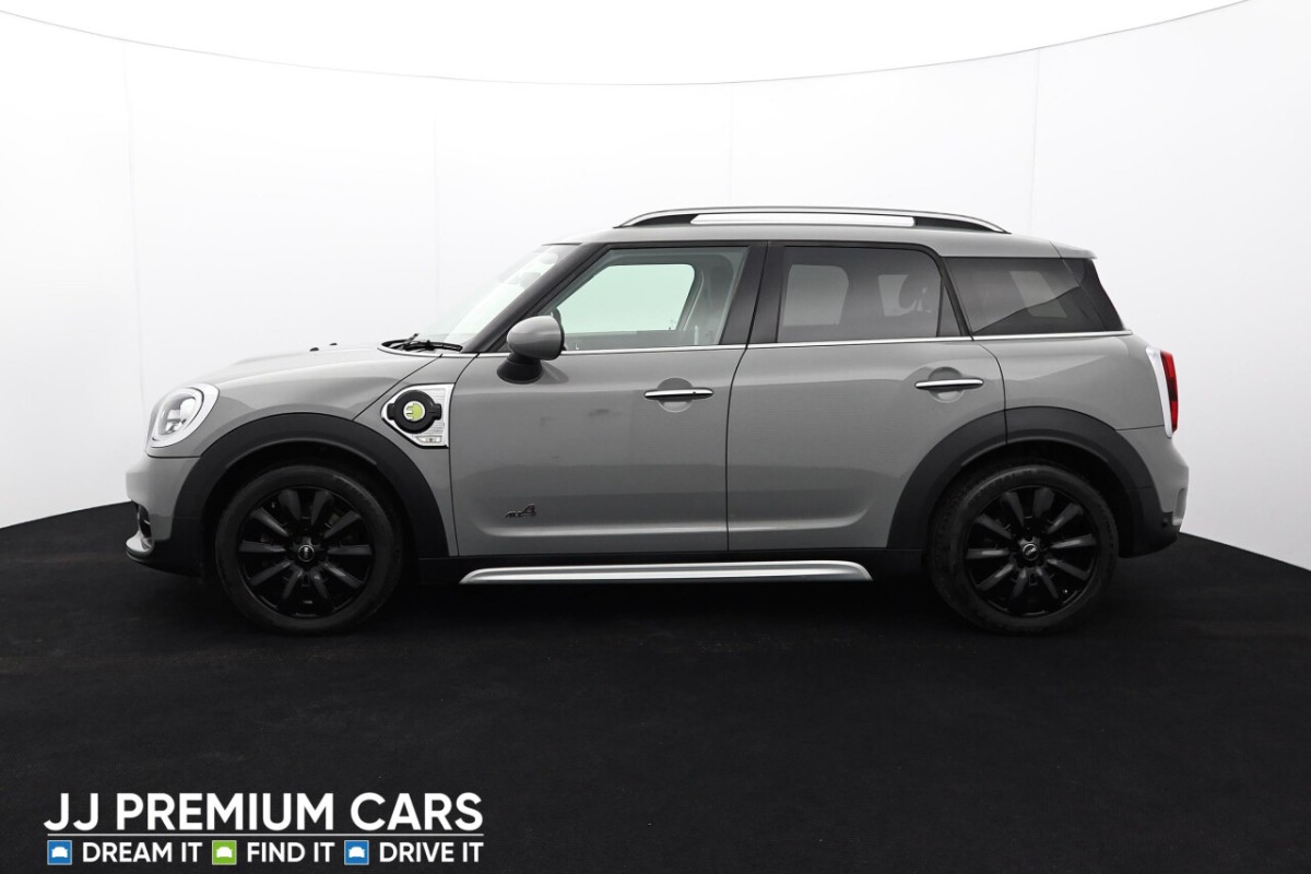 MINI COUNTRYMAN 1.5 COOPER S E ALL4 5D 222 BHP ?8,380 OF EXTRAS - 2018 - £16,500