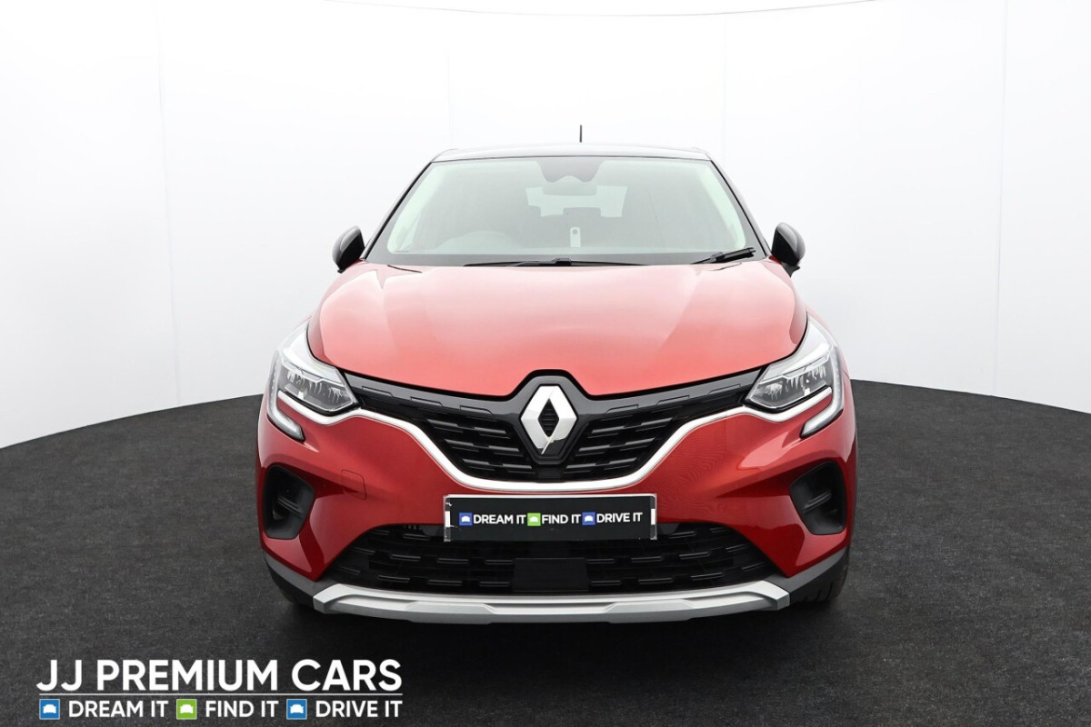 RENAULT CAPTUR 1.3 ICONIC TCE 5D 139 BHP WIRELESS CHARGING PAD, BLUETOOTH - 2021 - £12,000