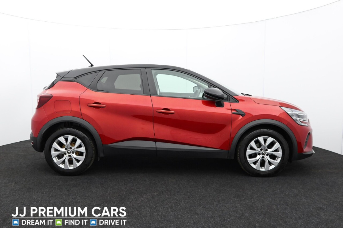 RENAULT CAPTUR 1.3 ICONIC TCE 5D 139 BHP WIRELESS CHARGING PAD, BLUETOOTH - 2021 - £12,000