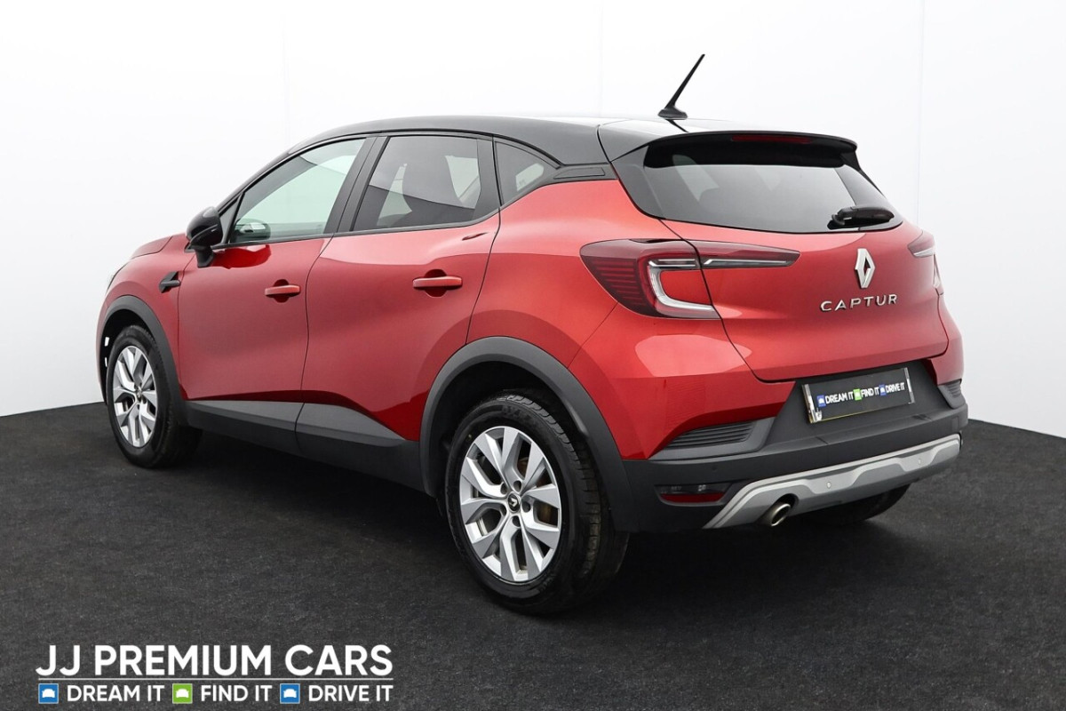 RENAULT CAPTUR 1.3 ICONIC TCE 5D 139 BHP WIRELESS CHARGING PAD, BLUETOOTH - 2021 - £12,000