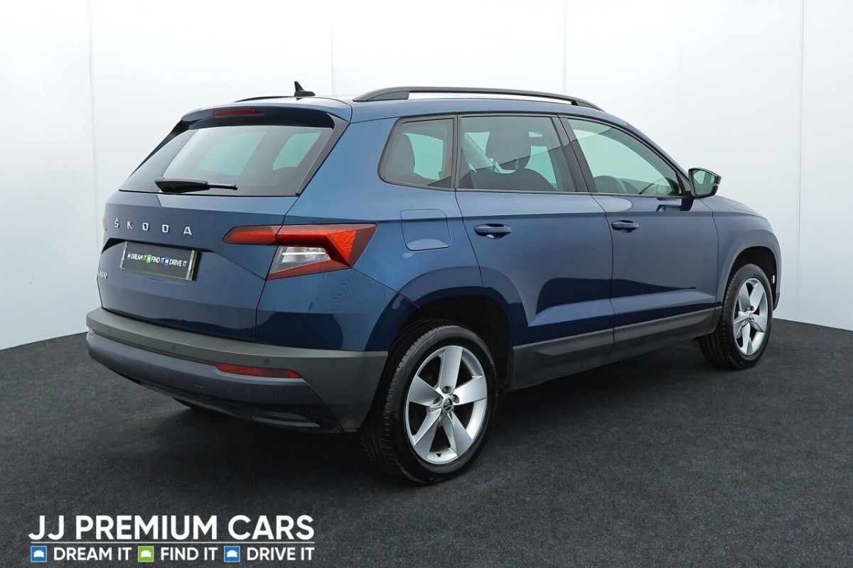 SKODA KAROQ 1.0 SE TSI 5D 114 BHP - 2020 - £13,200