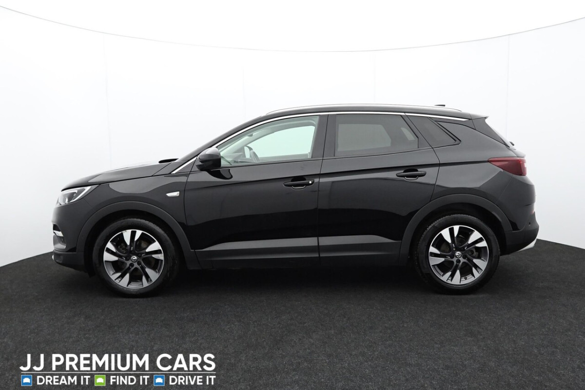 VAUXHALL GRANDLAND X 1.2 SRI NAV 5D 129 BHP F+R PARKING SENSORS, BLUETOOTH, DAB - 2020 - £11,301