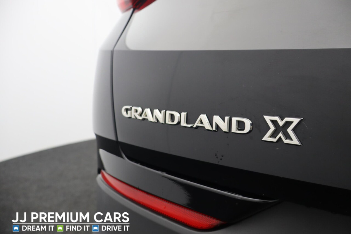 VAUXHALL GRANDLAND X 1.2 SRI NAV 5D 129 BHP F+R PARKING SENSORS, BLUETOOTH, DAB - 2020 - £11,301