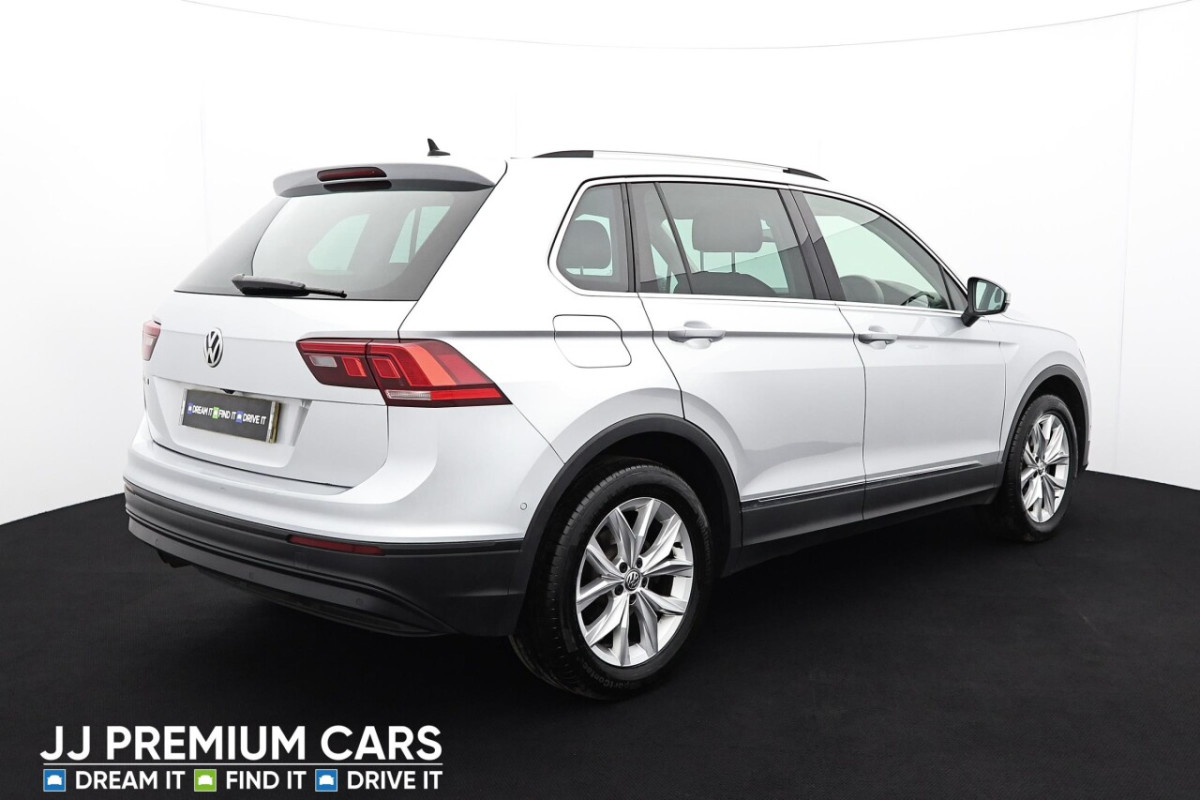 VOLKSWAGEN TIGUAN 1.5 MATCH TSI EVO 5D 148 BHP BLUETOOTH, DAB RADIO - 2020 - £14,000