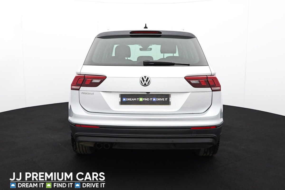 VOLKSWAGEN TIGUAN 1.5 MATCH TSI EVO 5D 148 BHP BLUETOOTH, DAB RADIO - 2020 - £14,000