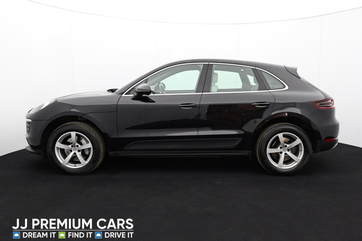 PORSCHE MACAN 2.0 PDK 5D AUTO 248 BHP HEATED FRONT SEATS, BLUETOOTH, DAB - 2018 - £25,000