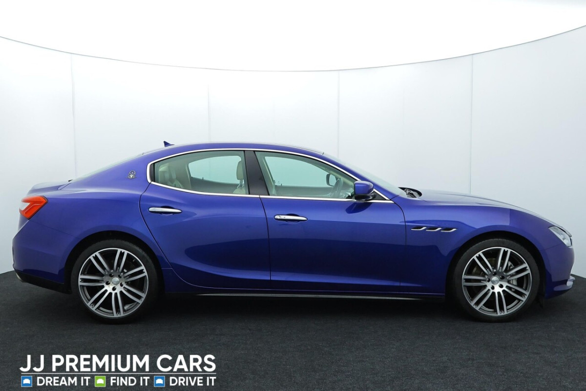 MASERATI GHIBLI 3.0 V6 SALOON 4DR PETROL ZF EURO 5 (330 PS) DAB, CRUISE CONTROL, VOICE CONT - 2014 - £12,000