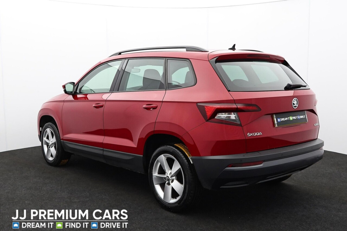 SKODA KAROQ 1.0 SE TSI 5D 114 BHP DUAL ZONE CLIMATE CONTROL - 2019 - £12,299