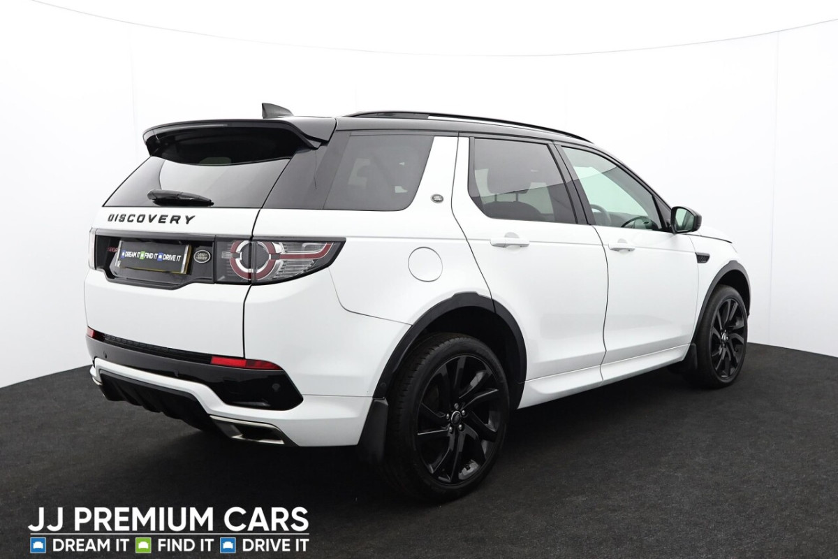 LAND ROVER DISCOVERY SPORT 2.0 TD4 HSE DYNAMIC LUX SUV 5DR DIESEL AUTO 4WD EURO 6 (S/S) (180 PS) - 2017 - £17,500