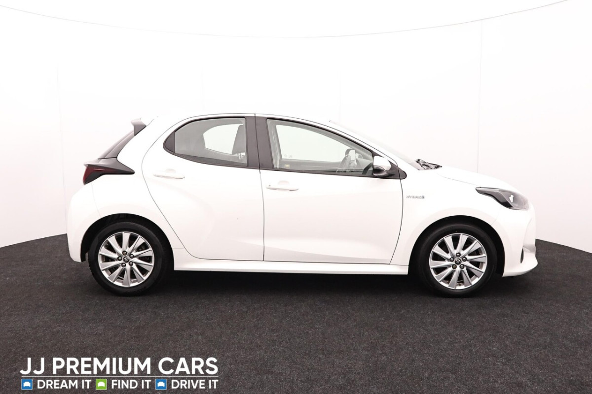 TOYOTA YARIS 1.5 ICON FHEV 5D 114 BHP - 2021 - £12,000