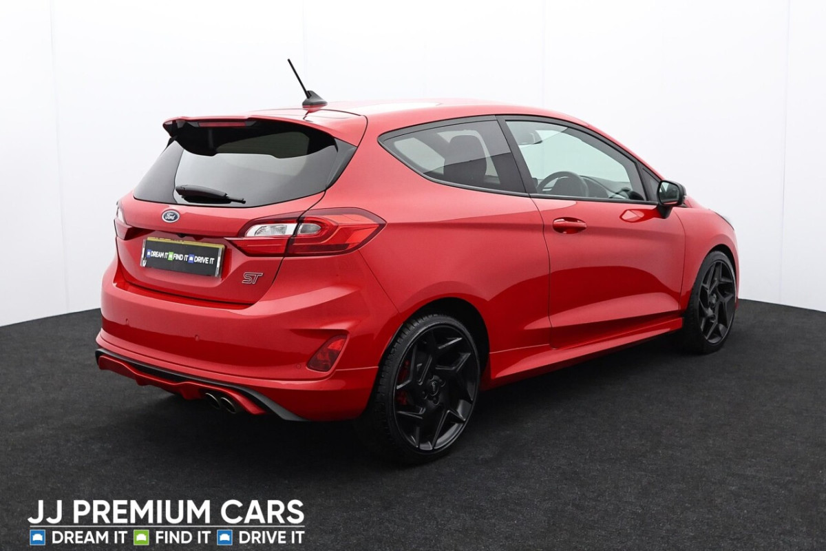 FORD FIESTA 1.5 ST-3 3D 198 BHP REVERSE CAMERA, REAR PARK SENSORS - 2018 - £14,000