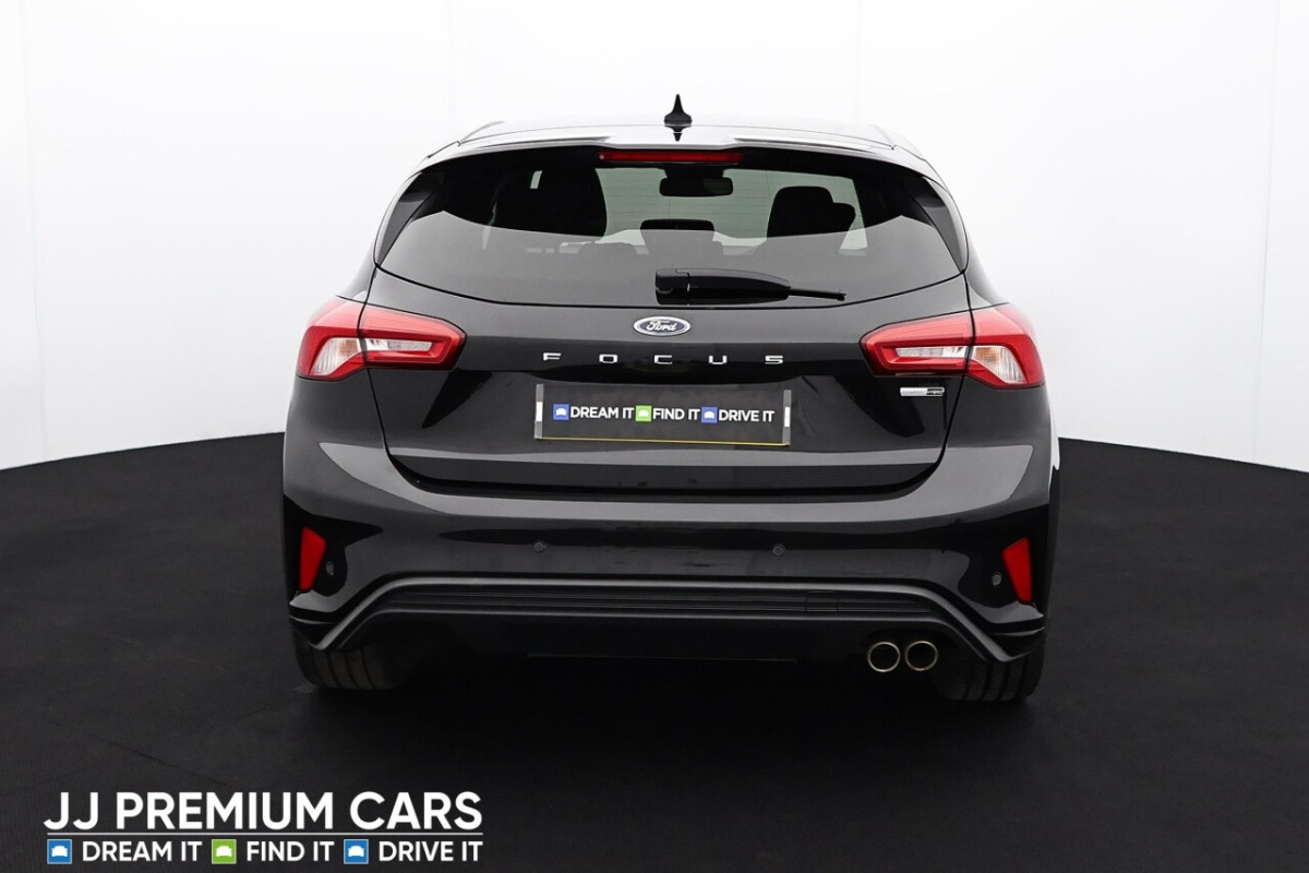 FORD FOCUS 1.0 ST-LINE X EDITION MHEV 5D 124 BHP HEATED STEERING WHEEL, DAB RADIO - 2021 - £14,795