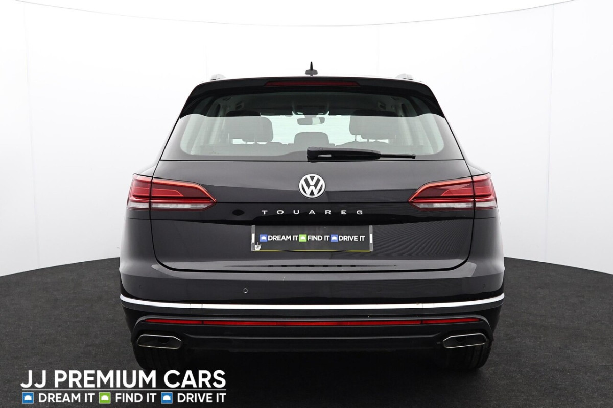 VOLKSWAGEN TOUAREG 3.0 TDI V6 SEL SUV 5DR DIESEL TIPTRONIC 4MOTION EURO 6 (S/S) (231 PS) - 2019 - £25,301