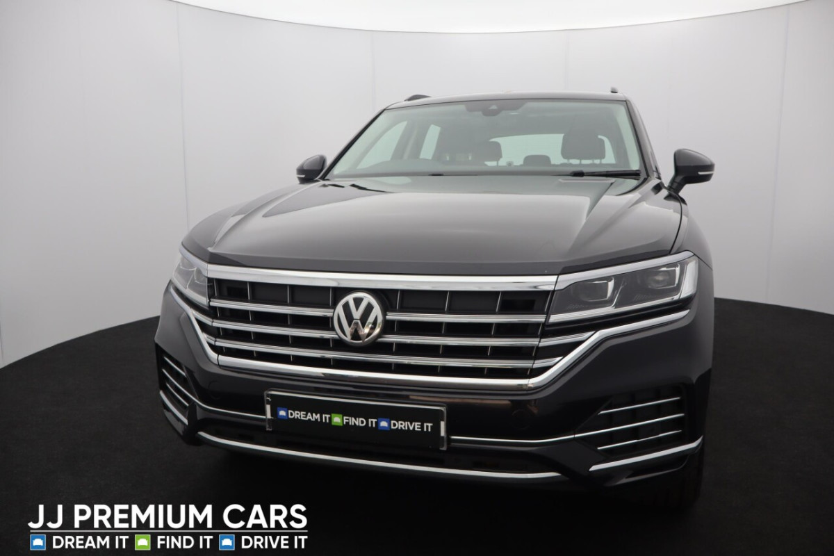 VOLKSWAGEN TOUAREG 3.0 TDI V6 SEL SUV 5DR DIESEL TIPTRONIC 4MOTION EURO 6 (S/S) (231 PS) - 2019 - £25,301