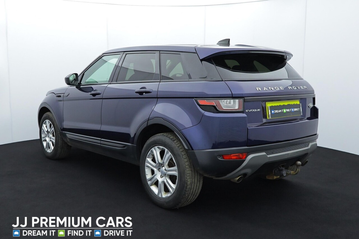 LAND ROVER RANGE ROVER EVOQUE 2.0 TD4 SE TECH MHEV 5D AUTO 178 BHP DAB RADIO, CRUISE CONTROL, SAT NAV - 2019 - £14,000