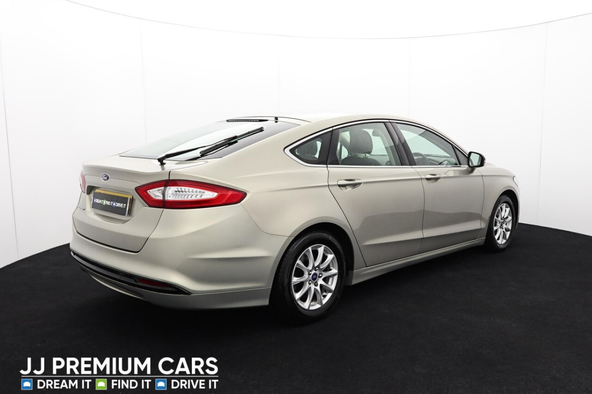 FORD MONDEO 2.0 TITANIUM ECONETIC TDCI 5D 148 BHP BLUETOOTH, CRUISE CONTROL - 2016 - £7,301