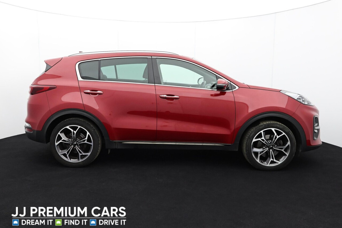 KIA SPORTAGE 1.6 GT-LINE ISG 5D 175 BHP SAT NAV, HEATED FRONT + REAR SEATS - 2018 - £13,301