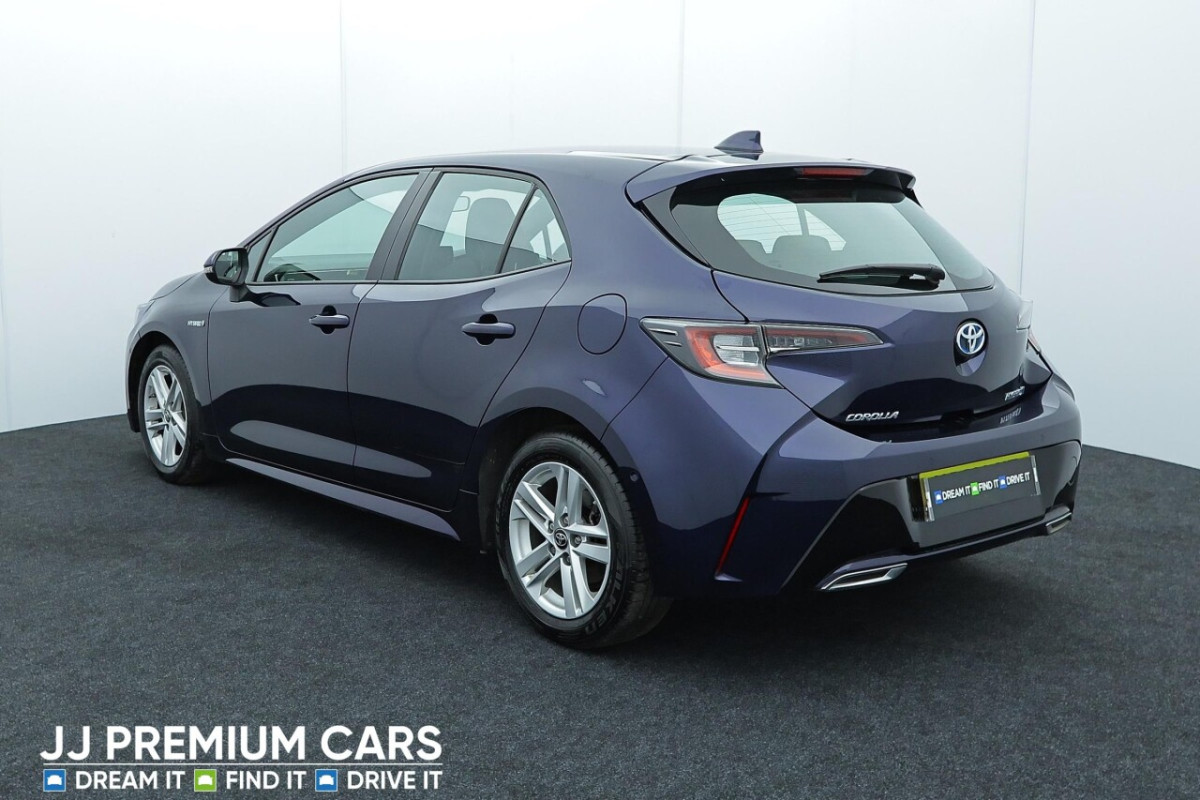 TOYOTA COROLLA 2.0 ICON TECH 5D 181 BHP REV CAMERA, F+R PARKING SENSORS - 2021 - £14,301