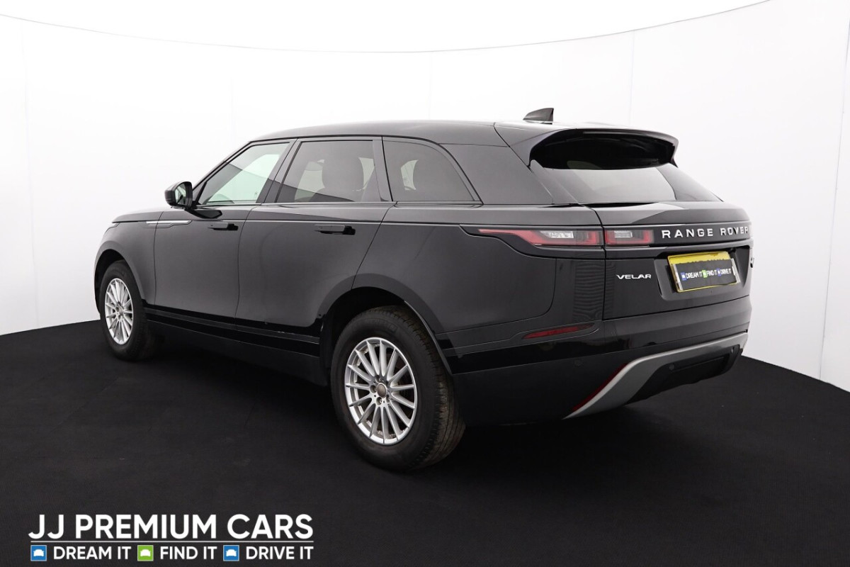 LAND ROVER RANGE ROVER VELAR 2.0 CORE 5D AUTO 178 BHP DAB RADIO, F+R PARKING SENSORS - 2019 - £21,801